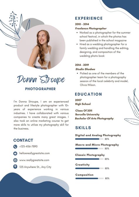 White Blue Creative Photographer Resume - Templates by Canva Cv Photo, Photographer Resume, Cv Ideas, It Cv, Resume Template Examples, Wedding Photo Books, Resume Builder, Downloadable Resume Template, Cv Design