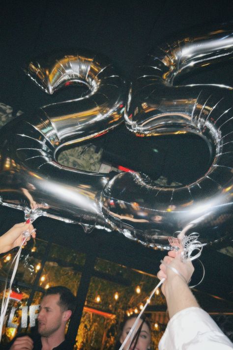 Quarter Life Crisis Aesthetic, Birthday Ideas 25 Years Old, 25 Year Old Aesthetic, 25th Balloons, 25 Birthday Balloons, Quarter Life Crisis Party, Silver 25th Birthday, 25th Birthday Balloons, Quarter Life Crisis Party 25th Birthday