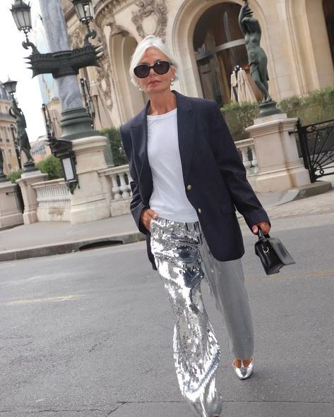 Silver Jeans Outfit, Sequin Trousers Outfits, Silver Pants Outfit, Metallic Pants Outfit, Sequins Pants Outfit, Grece Ghanem, Holiday Outfit Ideas, 2023 Aesthetic, Outfit Elegantes