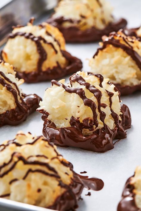 Chocolate-Dipped Macaroons Are Perfect For Both Easter And PassoverDelish Creative Cookie Recipes, Chocolate Coconut Macaroons, Passover Desserts, Coconut Macaroons Recipe, Chocolate Macaroons, Macaroon Recipes, Passover Recipes, Almond Joy, Coconut Macaroons