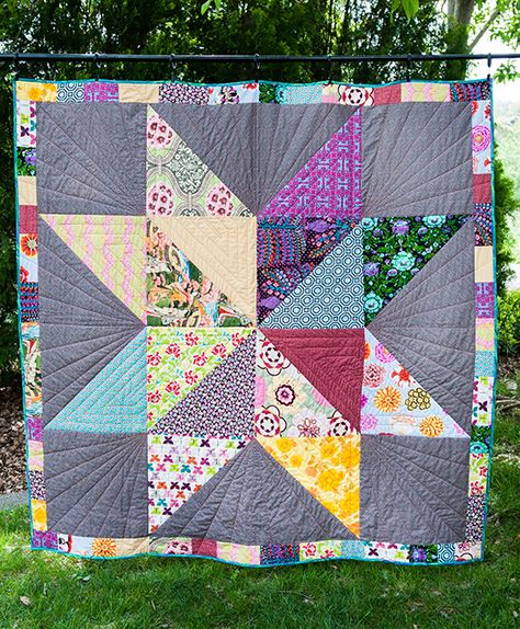 Silas' Giant Star Quilt Giant Star Quilt, Diary Of A Quilter, Star Quilt Pattern, Amy Smart, Quilt Big, Big Block Quilts, Giant Star, Quick Quilt, Half Square Triangle Quilts