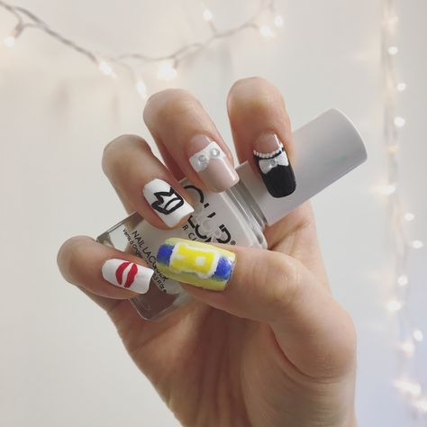 Riverdale character nail art  Archie Andrews (thumb) Veronica Lodge (index) Betty Cooper (middle) Jughead Jones (ring) Cheryl Blossom (pinkie) Riverdale Nails, Character Nail Art, Riverdale Characters, Riverdale Funny, Riverdale Memes, Archie Andrews, La Nails, Veronica Lodge, Cute Christmas Nails