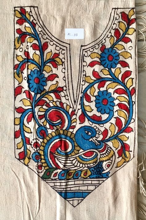 Fabric Painting Ideas, Hand Ideas, Fabric Colour Painting, Fabric Paint Shirt, Kalamkari Fabric, Kalamkari Designs, Saree Painting Designs, Fabric Paint Diy, Painted Clothes Diy