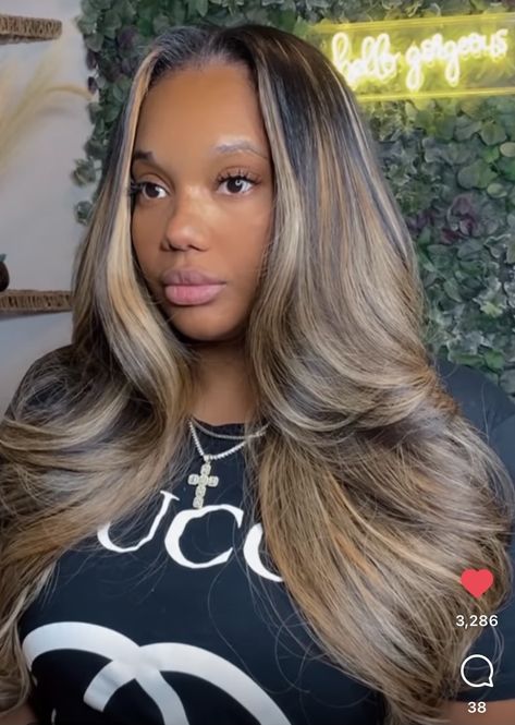 Black Hair Inspiration, Color For Black Hair, Highlight Wig, Silk Press Natural Hair, Honey Brown Hair, Quick Weave Hairstyles, Pretty Hair Color, Girls Hairstyles Braids, Dope Hairstyles