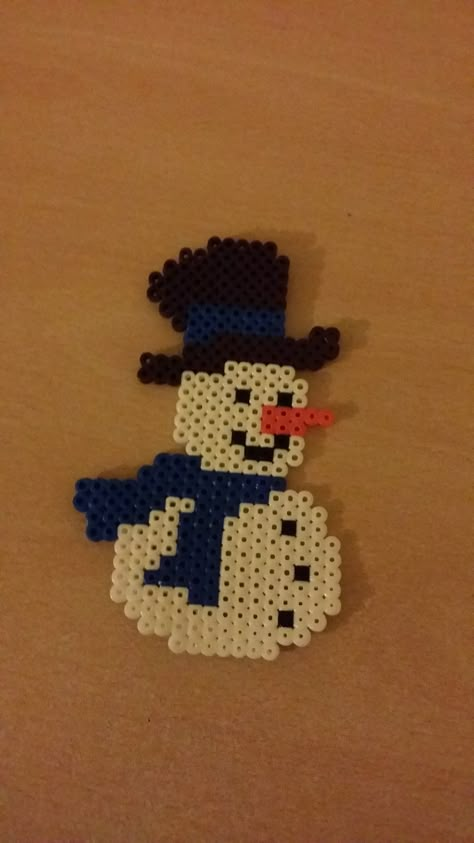 Perler Bead Snowman, Snowman Perler Bead Patterns, Winter Perler Beads, Beads Pattern, Fuse Beads, Perler Bead Patterns, Perler Bead, Perler Beads, Beading Patterns