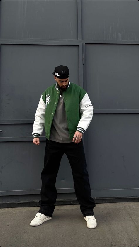 Feid Concert Outfits Men Green, Green Letterman Jacket Outfit, College Jacket Outfit Men, Outfits Y2k Hombre, Wicked Photoshoot, Green Varsity Jacket Outfit, College Jacket Outfit, Outfits Verdes, Varsity Jacket Outfit Mens