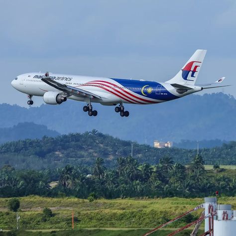 Kuala Lumpur International Airport, National Airlines, 31 December, Malaysia Airlines, Quality Family Time, Hotel Packages, Water Projects, Kota Kinabalu, Kuching