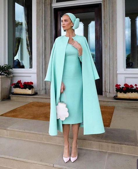 Instagram Ascot Outfits, Monochromatic Fashion, Elegant Outfit Classy, Paris Chic, Ideas Outfit, Classy Chic, Mode Inspo, Elegant Outfit, Classy Outfits