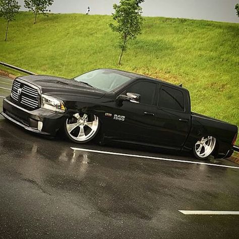 Dodge Pickup Trucks Camping, Jeep Pickup Truck, Best Pickup Truck, Pickup Truck Accessories, Bagged Trucks, Truck Storage, Dropped Trucks, Sport Truck, Lowered Trucks