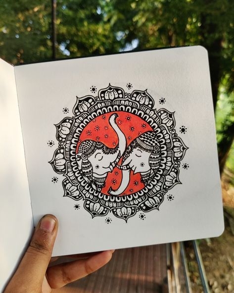 Traditional Indian elephant Mandala art Madhubani Art Circle, Traditional Mandala Art, Traditional Paintings Indian Folk Art, Elephant Mandala Art, Traditional Madhubani Art, Bengali Alpona, Elephant Art Drawing, Aesthetic Mandala Art, Indian Elephant Art