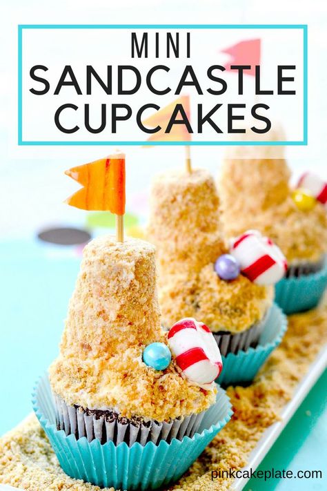 These Sandcastle Cupcakes are perfect for any backyard BBQ or summer party!! They scream Beach Party! #recipe #party #beach #littlemermaid #mermaid Castle Cupcakes, Picnic Dishes, Vegetarian Picnic, Savory Cake, Easy Picnic Food, Healthy Picnic, Ideas Picnic, Food Picnic, Summer Cupcakes