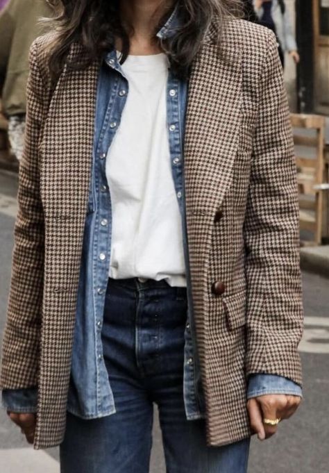 Women’s Business Outfits Winter, Brown Blazer Outfit, Plaid Blazer Outfit, Mode Hippie, Blazer Outfit, Looks Street Style, Blazer Outfits, 가을 패션, Mode Inspiration