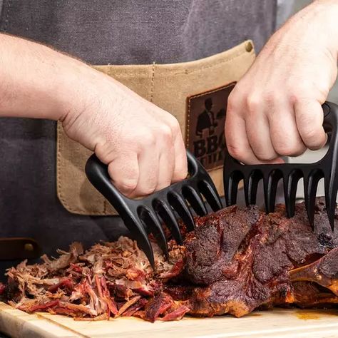 bear-paws-the-original-shredder-claws-tout Meat Shredder, Bbq Pitmasters, Grill Presses, Meat Shop, Whole Turkey, Barbecue Pork, Kitchen Size, Bear Paw, Grilling Season