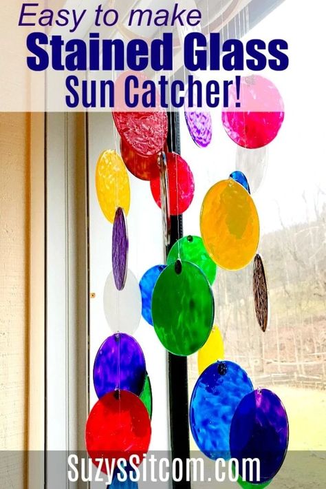 Add a bit of fun color to your window and learn how to make a beautiful and easy DIY faux stained glass sun catcher! A great craft for kids or adults. #ideasforthehome #kenarry Sun Catcher Ideas, Wind Chimes Homemade, Diy Stained Glass Window, Suncatcher Diy, Diy Suncatchers, Wind Chimes Craft, Window Crafts, Stained Glass Sun, Suncatcher Craft