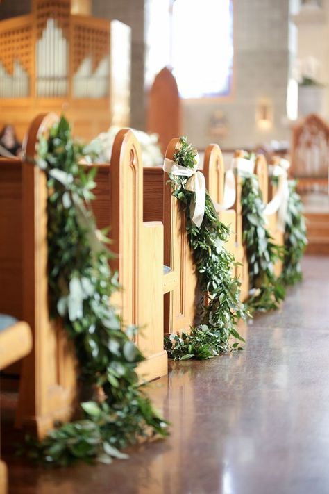 Pew Greenery Wedding, Church Pew Wedding, Wedding Drapery, Church Aisle, Pew Ends, Ceremony Aisle, First Communion Party, Aisle Flowers, Church Pew