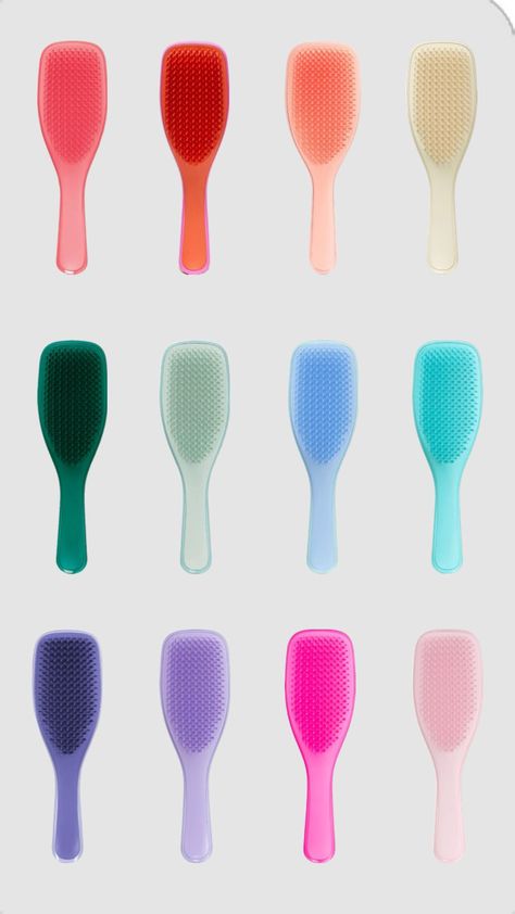 tangle teezer brushes Lips Essentials, Preppy Accessories, Hairstyle Examples, Birthday Basket, Sephora Skin Care, Tangle Teezer, Hair Supplies, Hair Brushes, Lip Glosses