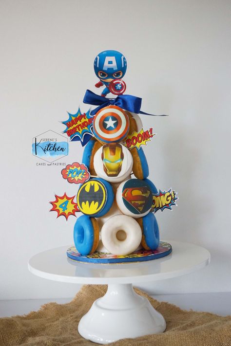 Mini Donut Cake Tower, Donut Pyramid, Doughnut Tire, Donut Tower Birthday, Donat Tower, Doughnut Decorations, Doughnut Tower, Donut Birthday Cake, Donut Tower