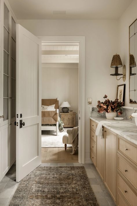 Amber Interiors Bathroom, Amber Lewis Interiors, Leather Banquette, Coved Ceiling, Milan Apartment, Hand Hewn Beams, Vintage Modern Style, Amber Lewis, Modern Style Homes