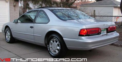 1995 Thunderbird Thunder Chicken, 90s Cars, Older Cars, Reality Bites, Ford Vehicles, Station Wagons, Valley Girls, Old Classic Cars, Ford Thunderbird