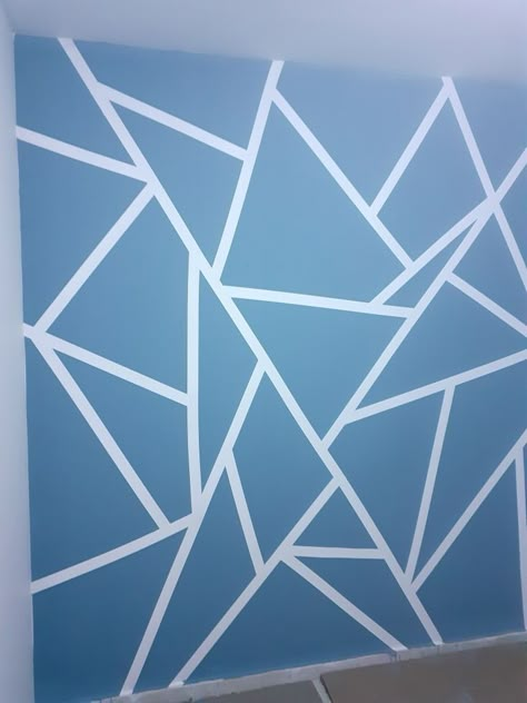 Room Wall Painting Ideas Creative, Geometry Wall Paint, Unique Wall Paint Designs, Wall Painting Ideas Creative, Kitchen Design Showrooms, Blue Painted Walls, Wall Painting Living Room, Home Wall Painting, Wall Color Combination