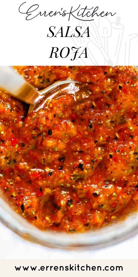 Fresh ingredients make this homemade Tomato Salsa vibrant and tasty. Ready in just 20 minutes, this Salsa Roja recipe can't be beat! Mild Salsa Recipe, Fresh Salsa Recipe, Easy Salsa Recipe, Salsa Guacamole, Salsa Sauce, Mexican Salsa, Mild Salsa, Easy Salsa, Cook Smarts