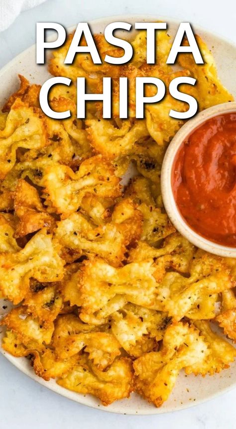 Pasta Chips Air Fryer Snacks from Easy Shareable Snacks To Make For Game Day Parties simple appetizers dips and finger foods for football season tailgating or house parties Football Food Appetizers Easy, Appetizers For Football, Easy Snacks For Football Game, Easy Tailgating Sides, Football Field Food, Pre Homecoming Party Ideas Food, Easy And Fast Snacks To Make, Football Healthy Party Food, Savory Snack For Party