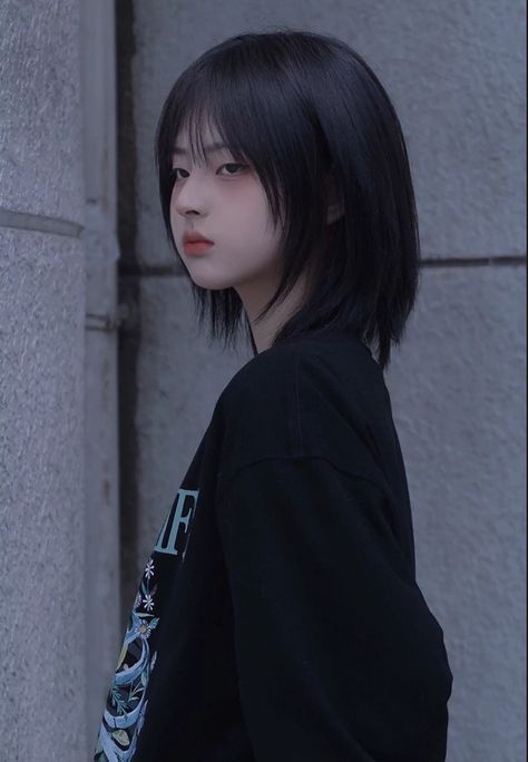 Justina Xie, Korean Short Hair, Girls Short Haircuts, Asian Short Hair, Dyed Hair Inspiration, Shot Hair Styles, Haircuts For Medium Hair, Haircuts Straight Hair, Hair Stylist Life