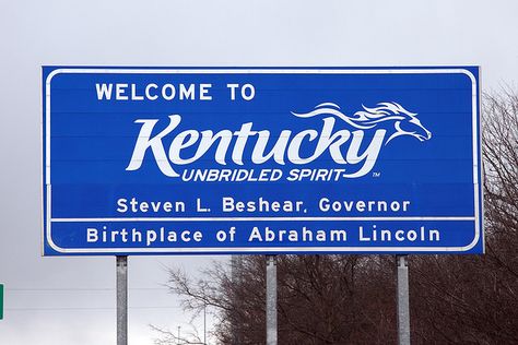 Kentucky Welcome Sign on I24 Northbound from Tennessee Kentucky Girl, Mammoth Cave, Belmont Stakes, State Signs, Kentucky State, Churchill Downs, My Old Kentucky Home, Pamukkale, Strange Things