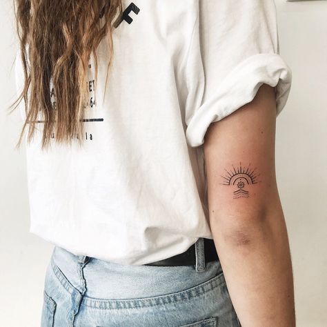 Tattoo Behind Arm, Tattoo Placement Arm, Tattoo Sonne, Stick Poke Tattoo, Stick And Poke Tattoo, Back Of Arm Tattoo, Unalome Tattoo, Stick N Poke, Upper Arm Tattoos