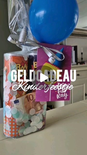 budgettips & knutseltips °Diny on Instagram: "GELDCADEAU voor een kinderfeestje! De agenda stond vol met kinderfeestjes en vooral tienerfeestjes. Ze wensen vooral geld! Maar alleen geld geven is niet zo leuk om mee aan te komen!  Ik had deze bussen popcorn al bij de @kruidvat gehaald, dat valt vaak al gauw in de smaak! Het is ingepakt als een klein feestje! Ook leuk met bijvoorbeeld een waardebon voor de playstore 😉.  #geldcadeaugeven #geldcadeau #creatief #cadeautip #kinderfeestje #wensen #knutseltip #inpakinspiratie #inpaktip #giftwrapping" Jaco, July 16, Popcorn, 10 Things, On Instagram