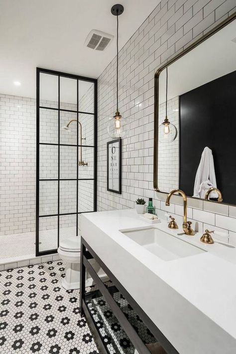 Makeover Kamar Mandi, Farmhouse Bathroom Design, Subway Tiles Bathroom, Bilik Air, White Bathroom Tiles, Interior Vintage, Modern Farmhouse Bathroom, Modern Tiles, Trendy Bathroom