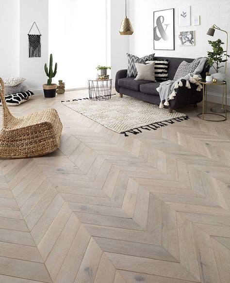 Wood Floor Design, Herringbone Wood Floor, Natural Wood Flooring, Flooring Inspiration, Herringbone Floor, 아파트 인테리어, Living Room Flooring, Parquet Flooring, Hard Wood