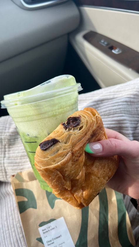 #starbucks #matcha #croissants #fashion #nailinspiration #fashionable #green #greennails #aesthetic #aestheticstyle #food Matcha And Croissant, Matcha Croissant, Starbucks Matcha, Mood Food, Breakfast Of Champions, Sweet Food, Food Is Fuel, Matcha Latte, Food Cravings