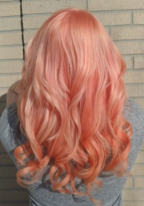 Peach Auburn Hair, Pinky Peach Hair, Peach Coloured Hair, Orangey Pink Hair, Pastel Pink And Orange Hair, Peach Hair Colour, Coral Hair Color Peaches, Peach Hair Aesthetic, Pearl Beige Hair