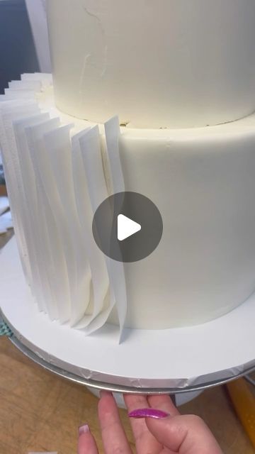 Wedding Cakes With Pearls, Wedding Cake Videos, Unique Wedding Cake, Wedding Cake Design, Cake Trends, Unique Wedding Cakes, Dream Cake, Cake Videos, Attention To Detail