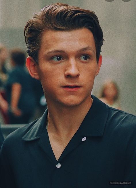 Kapten Marvel, Tom Holland Zendaya, Tom Holland Imagines, Tom Holland Peter Parker, Tom Holland Spiderman, Tommy Boy, Men's Toms, Man Thing Marvel, 인물 사진