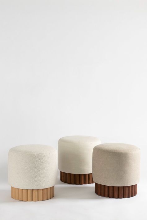 Peca Puff Furniture, Puff Bedroom, Minimal Furniture Design, Puff Design, Minimal Furniture, Poufs & Ottomans, Ottoman Stool, Stool Design, Furniture Inspiration