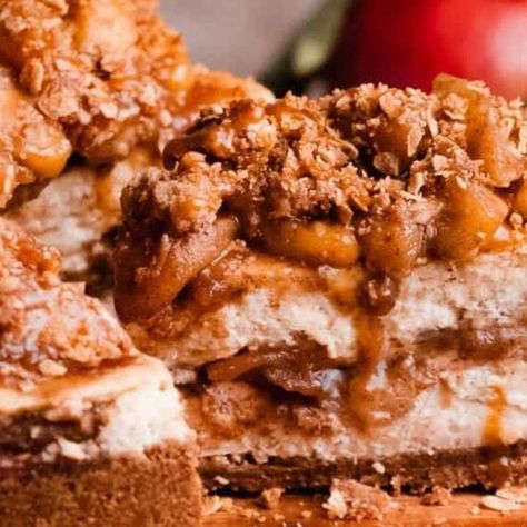 Stephanie Simmons on Instagram: "Salted Caramel Apple Pie Cheesecake - guaranteed to steal the show at Thanksgiving. Who’s making this beauty this week? 🥳🍎 Google “blue bowl apple pie cheesecake“ or tap the link in my profile @bluebowlrecipes for the recipe — https://bluebowlrecipes.com/mini-no-bake-apple-pie-cheesecakes/ #applepie #cheesecakelovers #thanksgivingdinner #reelsoftheday #holidaybaking #caramelapple" Apple Pie Cheesecake, Salted Caramel Apple Pie, Cheesecake Lovers, Apple Cobbler, Baked Apple Pie, Caramel Apple Pie, Bundt Cakes Recipes, Bundt Cake, Holiday Baking