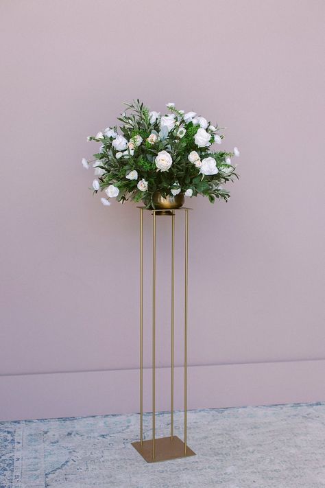 How to Decorate Your Wedding Ceremony | Use silk floral arrangements and decor for rent from Something Borrowed Blooms for a gorgeous ceremony on a budget! Ceremony Flower Stands, Standing Flower Wedding, Gold Stands With Flowers Wedding, Gold Flower Stand Centerpiece, White Wedding Flowers Gold Stand, Gold Wedding Flower Stand, Affordable Flower Arrangements, Something Borrowed Blooms, Wedding Flower Alternatives