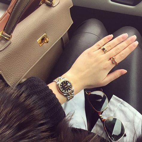 Rolex Datejust Women Outfit, Rolex Datejust Women, Classy Aesthetic, Arab Fashion, Women Outfit, Fashion 2024, 2024 Vision, Rolex Datejust, Michael Kors Watch