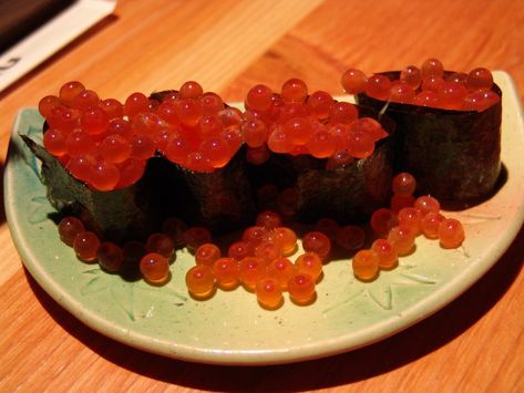 Ikura Sushi, Orange Balls, Salmon Eggs, Nori Seaweed, Salmon Roe, Quail Eggs, Sushi Rice, Rich In Protein, Japanese Food