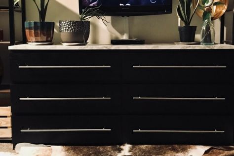 Simple Malm Dresser Upgrade http://www.ikeahackers.net/2017/10/simple-malm-dresser-upgrade.html Malm Hack, Hackers Ikea, Ikea Malm Dresser, Malm Dresser, Black Dresser, Ikea Kitchen Cabinets, Cabinet Drawer Handles, Ikea Kids, Kitchen Cabinet Drawers