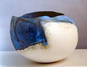 Gordon Baldwin, Pottery Raku, Pretty Pottery, Coil Pottery, Kazimir Malevich, Object Design, Sculptures Céramiques, Ancient Pottery, Ceramic Artwork