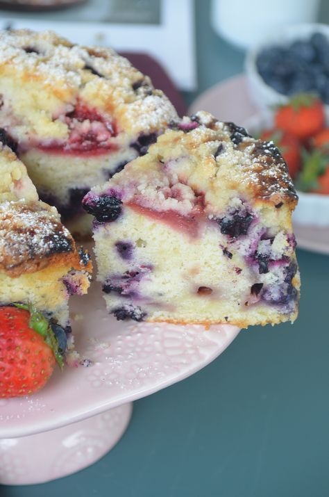 Blueberry Crumb Cake, Small Batch Baking, Dessert For Two, Berry Cake, Very Berry, Fall Fruits, Coffee Cakes, Coffee Cake Recipes, Blueberry Recipes