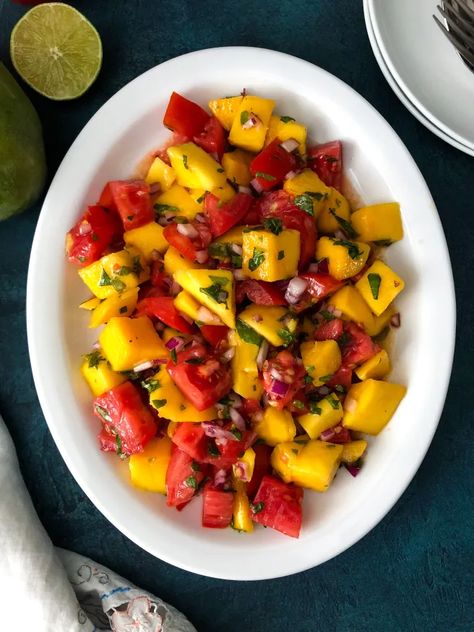 Tomato and Mango salad Mango Fruit Salad, Greek Recipes Authentic, Lent Recipes, Greek Cooking, Mango Fruit, Mango Salad, Yummy Salad Recipes, Global Recipes, Tomato Salad