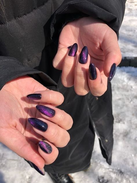 Prom Nails Black And Purple, Dark Purple French Tip Nails Acrylic Almond, Dark Shiny Nails, Dark Purple Nails Ideas Almond, Black And Plum Nails, Purple And Black Almond Nails, Dark Purple Jelly Nails, Dark Purple Nails Aesthetic, Nail Art Hitam Aesthetic