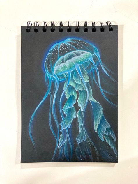 Jellyfish Drawing Color, Jellyfish Drawing Colored Pencil, Jellyfish Canvas Painting, Jellyfish Art Drawing, Fish Sketch, Jellyfish Painting, Jellyfish Drawing, Colorful Jellyfish, Spirit Art