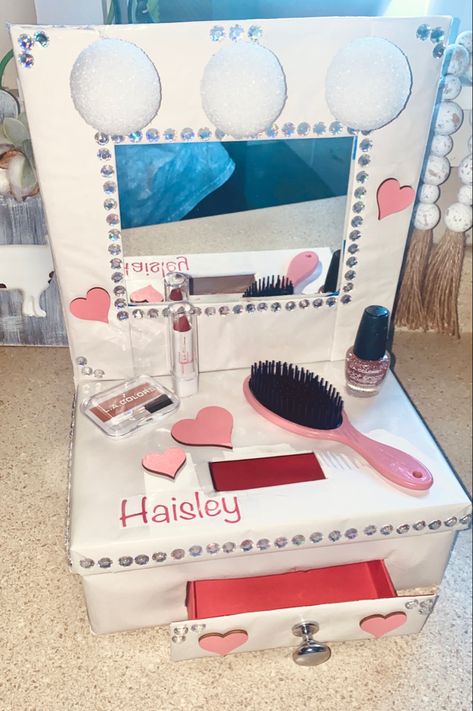 Valentine Box Makeup Vanity, Makeup Vanity Valentine Box Ideas, Vanity Valentine Box Ideas, Makeup Valentine Box Ideas, Vanity Valentines Boxes, Cute Valentines Box Ideas, Taylor Swift Valentines Box Ideas, Valentine’s Day Box Ideas For School, Valentine Box Ideas For School