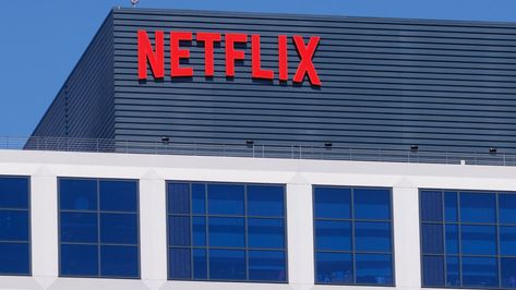 Baird says Netflix shares can once again trade at $500 Check more at https://thisrecentlyhappened.com/baird-says-netflix-shares-can-once-again-trade-at-500/ Queen Elizabeth Birthday, Netflix Logo, Beast Movie, Netflix Trailers, Beauty And The Beast Movie, Drawing Tattoo, Birthday Queen, Nfl Games, Urdu News