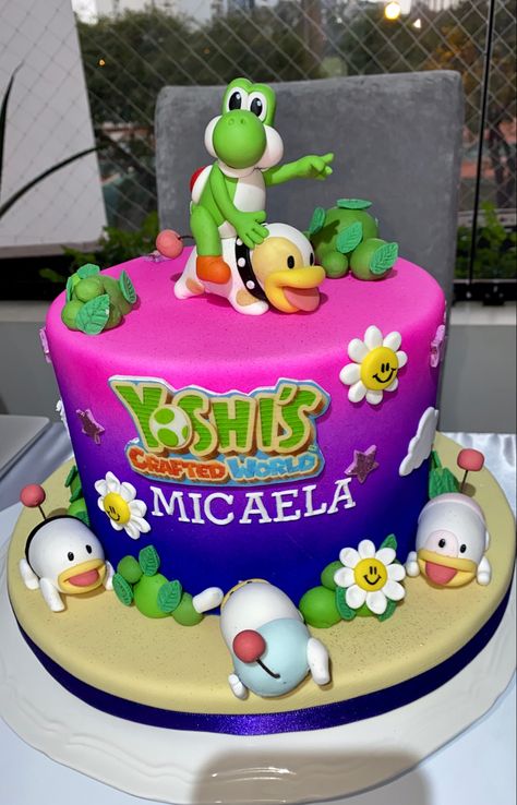 Yoshi Crafted World Party, Yoshi Birthday Cake, Yoshi Party, Mario Ideas, Yoshi's Woolly World, Super Mario Bros Party, Mario Bros Party, World Party, Mario Party